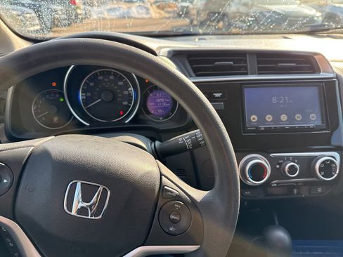 Used 2015 Honda Fit LX image 19