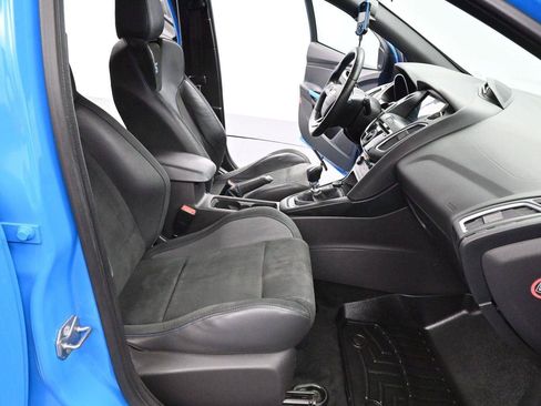 Used 2016 Ford Focus RS AWD/4WD image 33