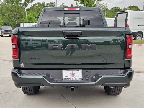 New 2026 RAM 1500 2WD Crew Cab image 4