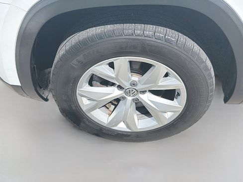 Used 2018 Volkswagen Atlas SE image 36