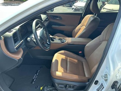Used 2025 Toyota Crown Signia AWD/4WD image 23