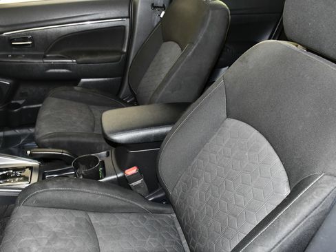 Used 2022 Mitsubishi Outlander Sport ES image 37