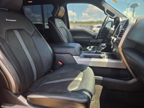 Used 2019 Ford F150 Platinum w/ Equipment Group 701A Luxury AWD/4WD image 10