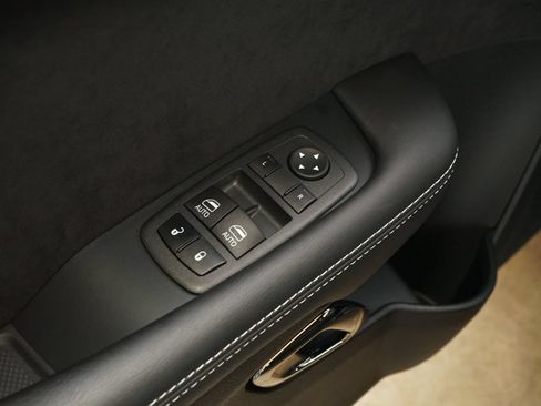 Used 2023 Dodge Challenger SRT Hellcat Redeye RWD image 17