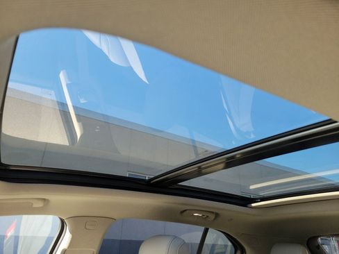 Used 2023 Cadillac XT4 Luxury w/ Cold Weather Package image 24