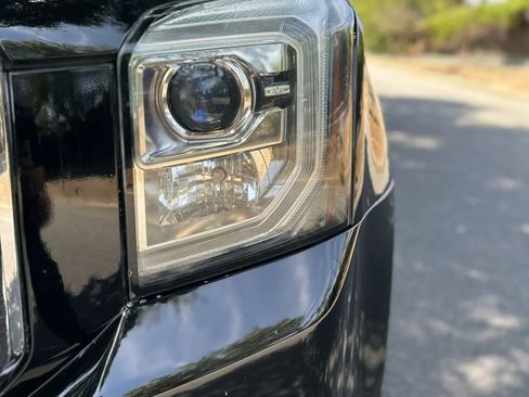 Used 2017 GMC Yukon XL SLT w/ Open Road Package RWD image 60