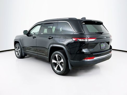 Used 2022 Jeep Grand Cherokee Limited 4xe w/ Luxury Tech Group II AWD/4WD image 5