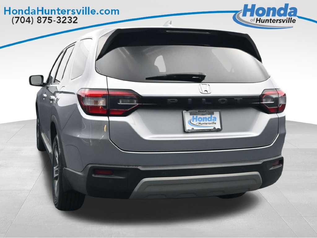 Used 2025 Honda Pilot EX-L image 7