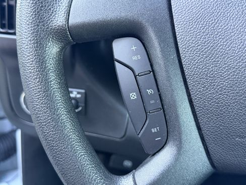 Used 2025 GMC Savana 2500 w/ Driver Convenience Package RWD image 17