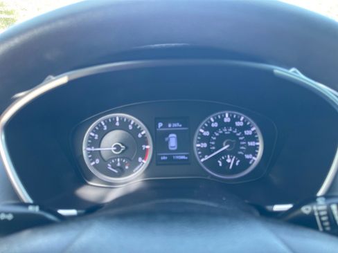 Used 2020 Hyundai Santa Fe SE FWD image 4