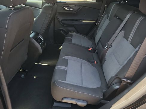 Used 2023 Chevrolet Blazer LT FWD image 23