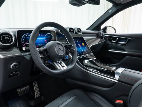 New 2026 Mercedes-Benz GLC 43 AMG 4MATIC image 12