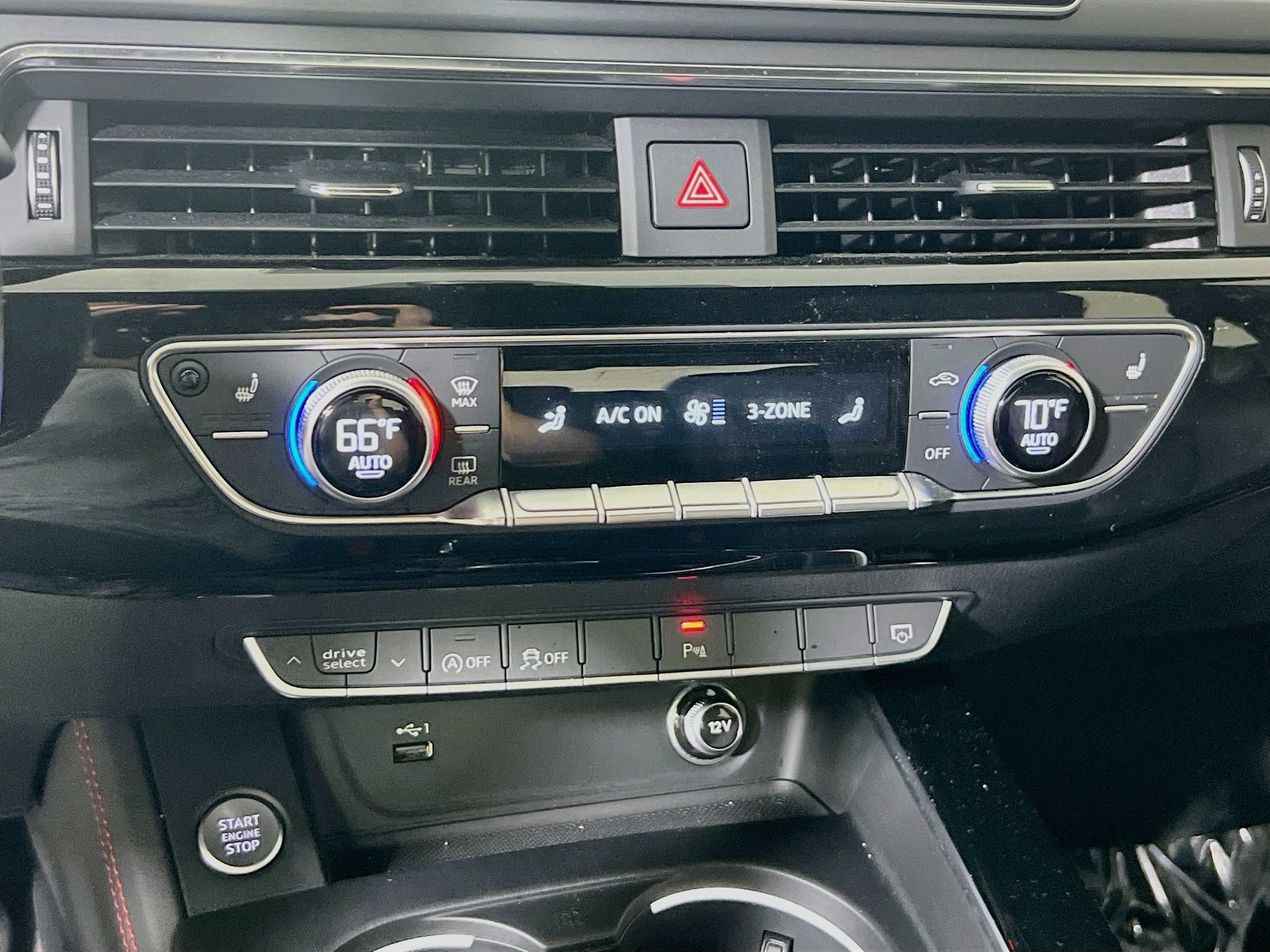 Used 2019 Audi A4 2.0T Premium Plus w/ Premium Plus Package AWD/4WD image 16