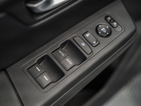 Used 2025 Honda CR-V EX image 38