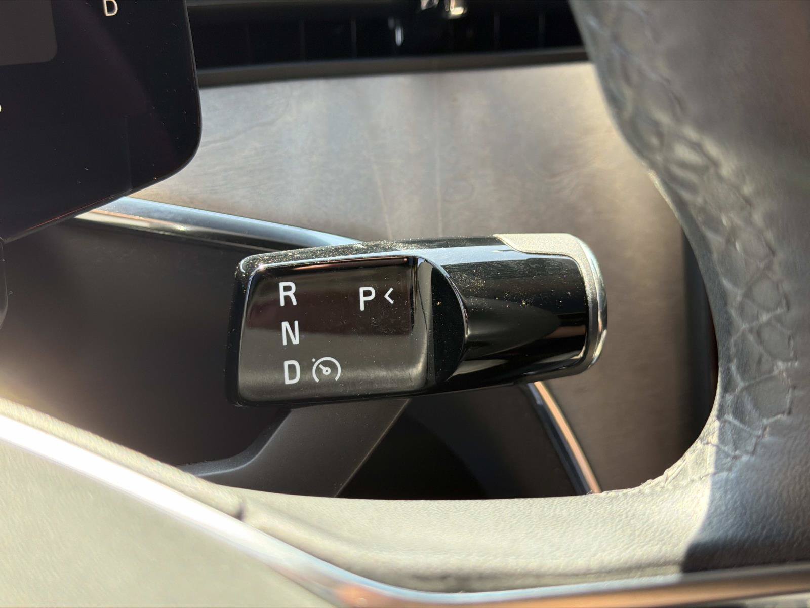 Certified 2025 Volvo EX90 Ultra AWD/4WD image 14