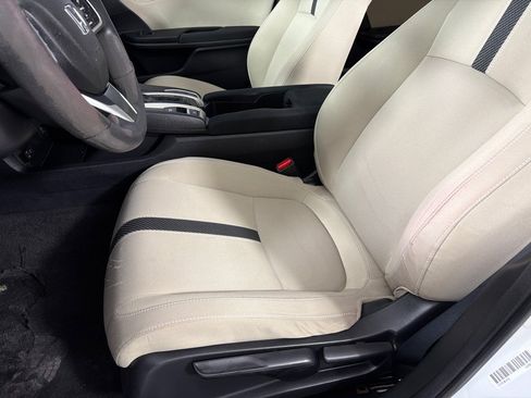 Used 2016 Honda Civic EX image 9