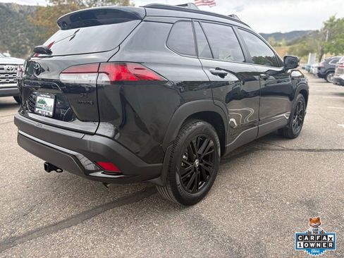 Used 2024 Toyota Corolla Cross AWD Hybrid image 9