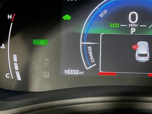 Certified 2024 Toyota Grand Highlander XLE image 12