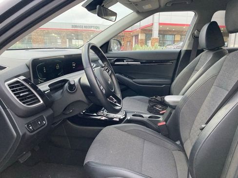 Used 2025 Kia Seltos S image 8