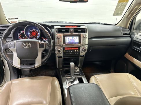Used 2013 Toyota 4Runner Limited AWD/4WD image 29