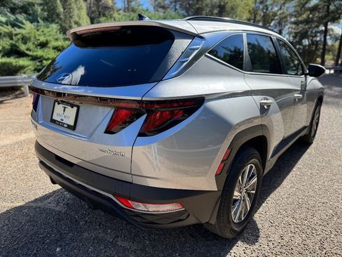 Used 2024 Hyundai Tucson Blue image 4