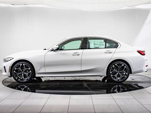 Used 2025 BMW 330i xDrive Sedan w/ Convenience Package AWD/4WD image 5