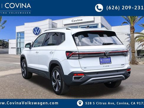 New 2025 Volkswagen Taos SE image 5