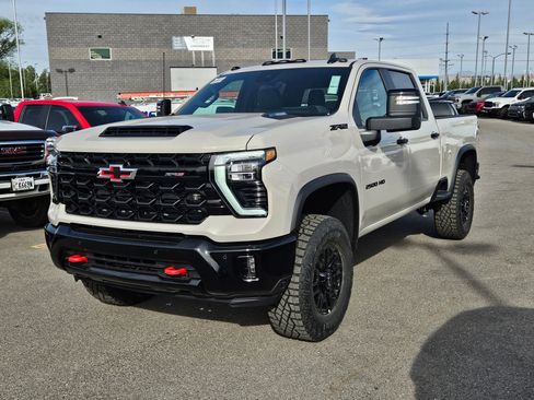 New 2026 Chevrolet Silverado 2500 ZR2 w/ LPO, Dark Essentials Package image 9