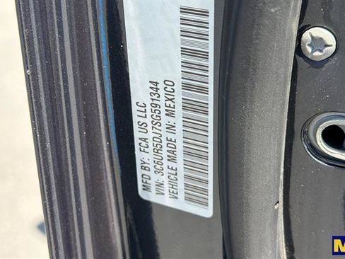 Used 2025 RAM 2500 Big Horn AWD/4WD image 38