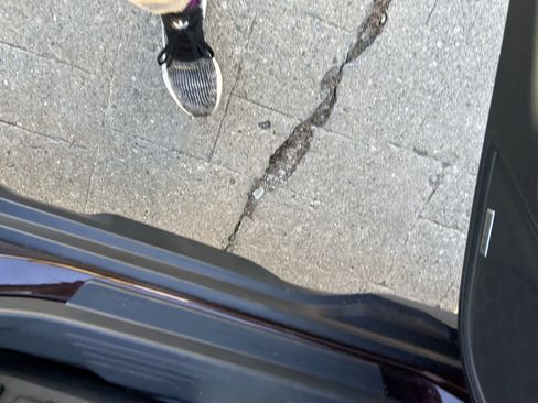 Used 2023 Subaru Outback Limited XT image 21