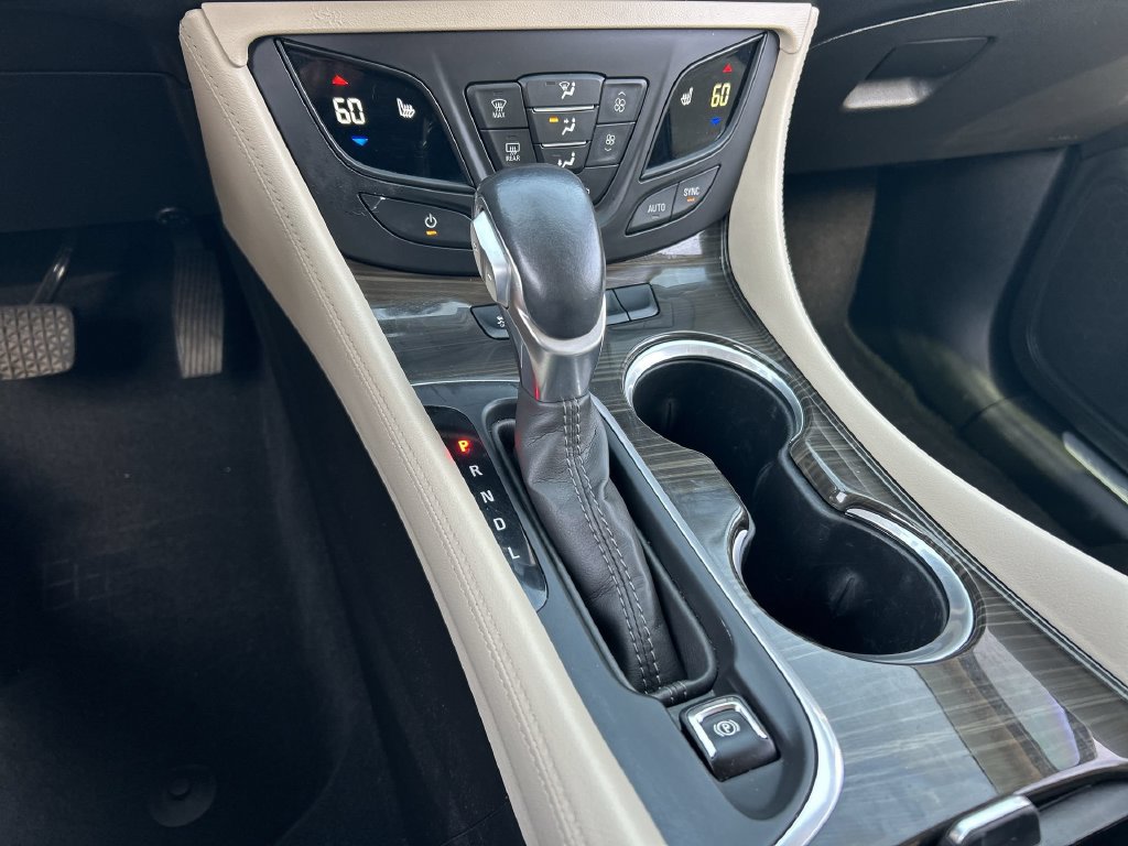 Used 2020 Buick Envision Preferred FWD image 16