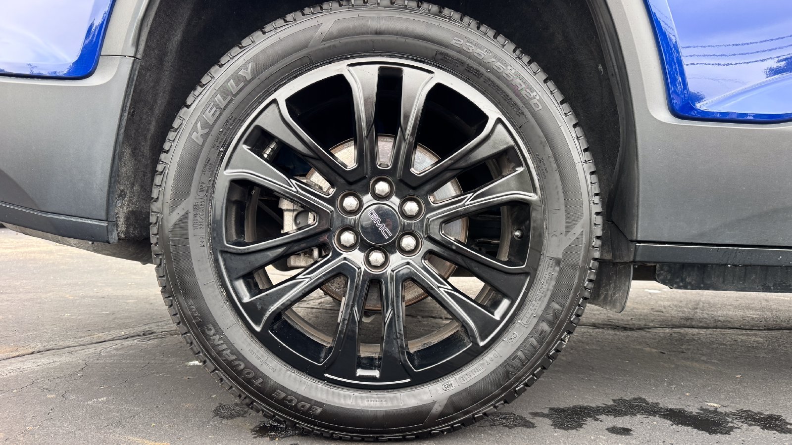Used 2023 GMC Acadia SLT w/ Elevation Edition AWD/4WD image 32