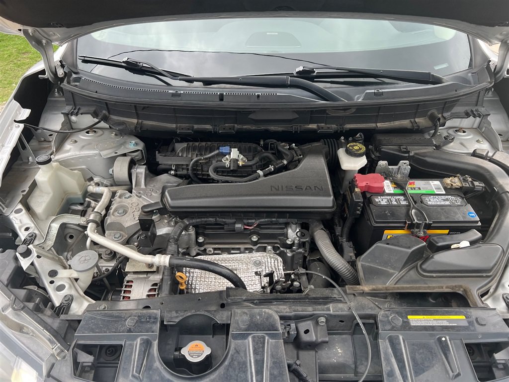 Used 2017 Nissan Rogue SL FWD image 22