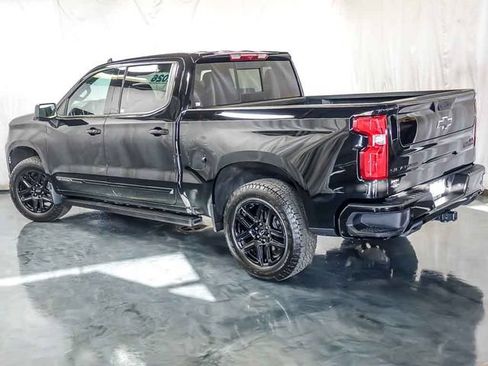 Used 2026 Chevrolet Silverado 1500 High Country w/ Midnight Edition AWD/4WD image 9