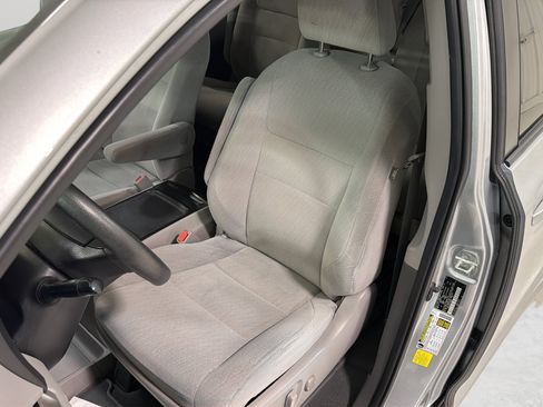 Used 2020 Toyota Sienna LE FWD image 9