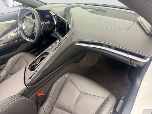 Used 2025 Chevrolet Corvette E-Ray AWD/4WD image 16