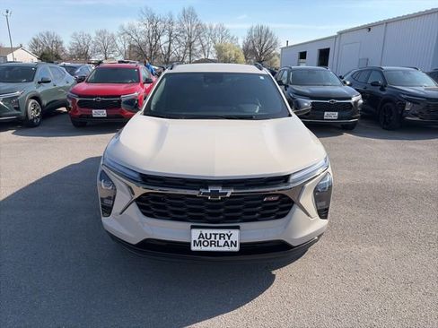 New 2026 Chevrolet Trax RS w/ Driver Confidence Package image 9