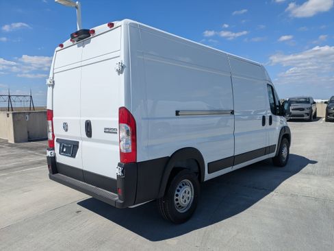 New 2026 RAM ProMaster 2500 w/ Convenience Group image 5