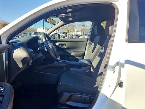 Certified 2025 Honda HR-V Sport image 12