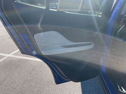 Used 2018 Buick Encore Preferred image 19