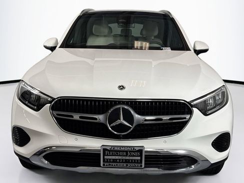 Used 2026 Mercedes-Benz GLC 300 4MATIC image 2