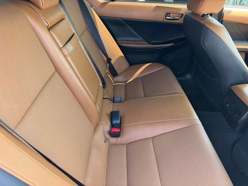 Used 2023 Lexus IS 300 w/ Comfort Package RWD image 8