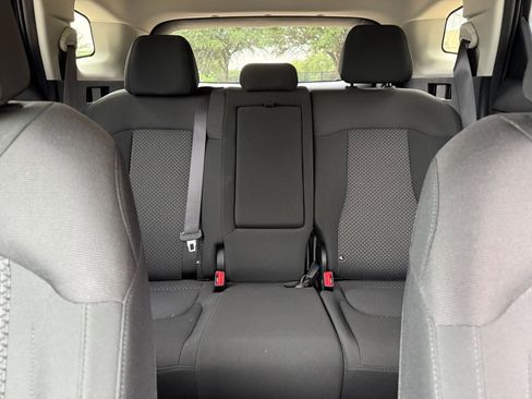 Used 2025 Kia Sportage LX FWD image 38