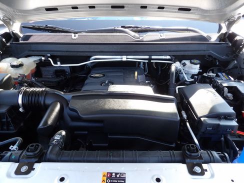 Used 2020 Chevrolet Colorado W/T RWD image 37