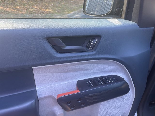 Used 2023 Ford Maverick XLT FWD image 13