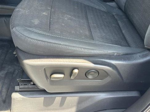 Used 2024 Chevrolet Silverado 2500 LT w/ Convenience Package AWD/4WD image 17