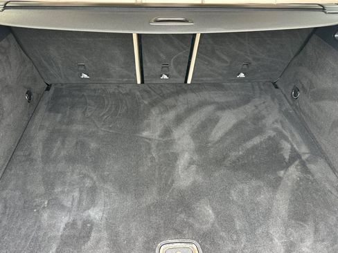 Used 2021 Mercedes-Benz GLC 300 4MATIC image 17