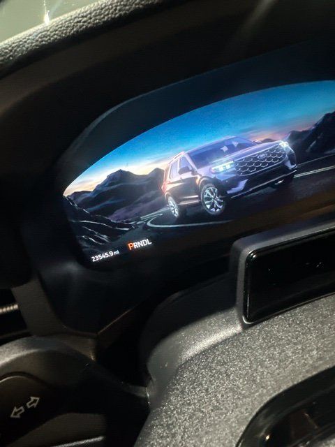 Used 2025 Ford Explorer ST-Line RWD image 7