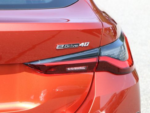 Used 2023 BMW i4 eDrive40 w/ M Sport Package RWD image 7