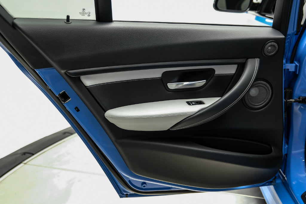 Used 2018 BMW M3 RWD image 59